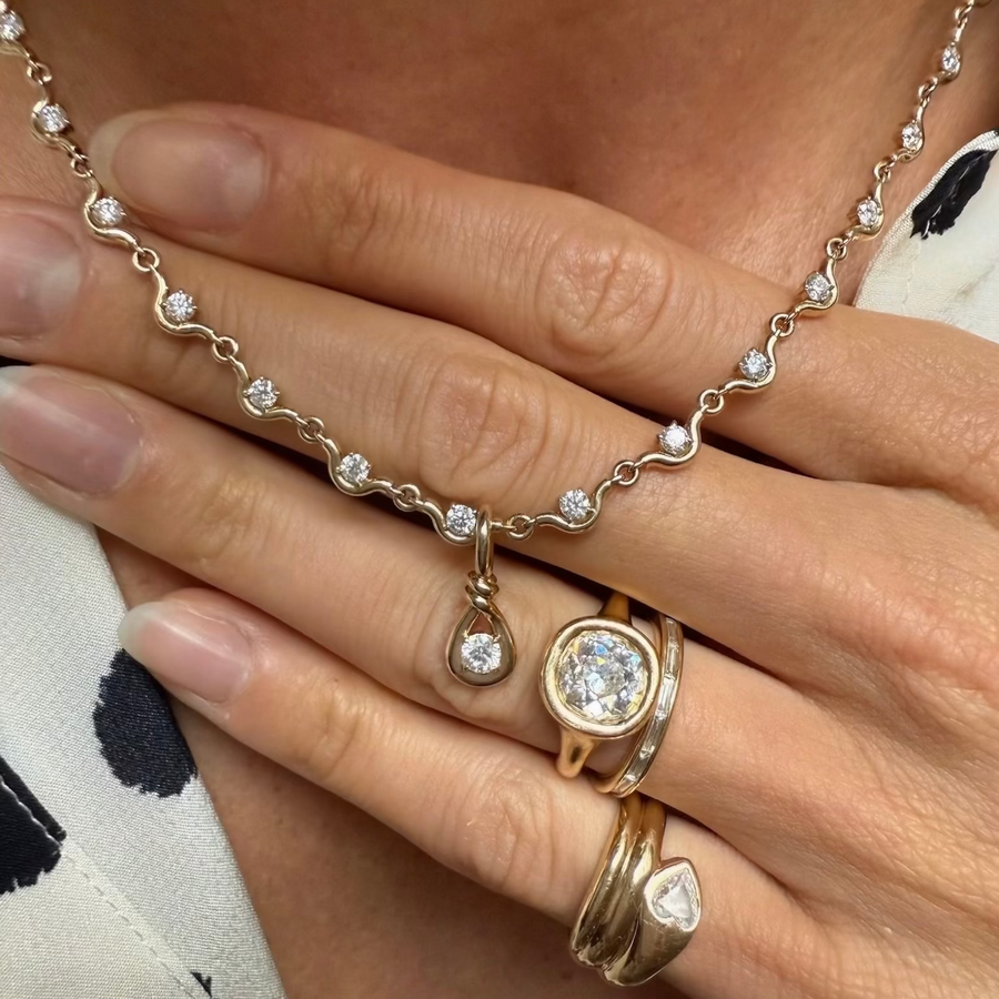 Louise Line Necklace